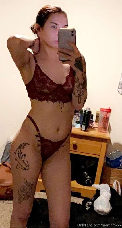 Goodmorning lovelies ❤️❤️ Ask for this fully exposed set of ..