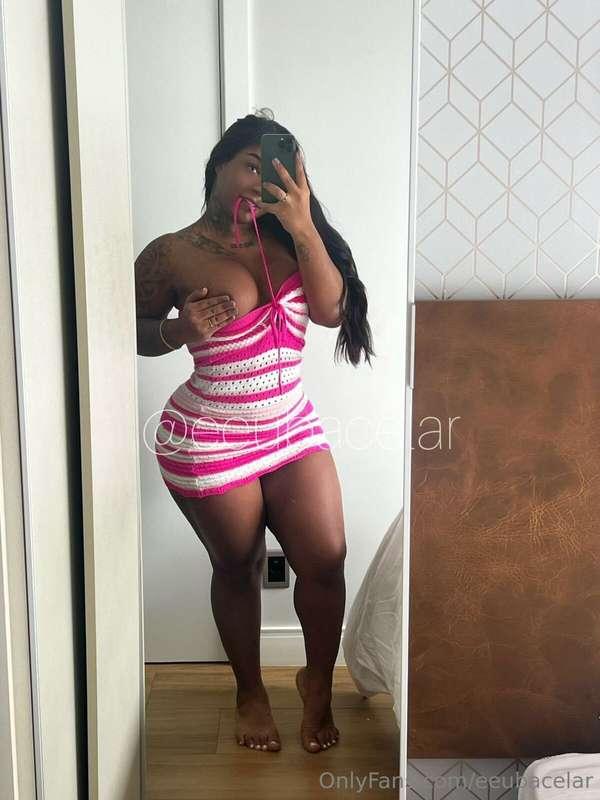 I'm very horny 💥😃 with my hard cock 🍆🍑 about to explode 💦💦 📲..