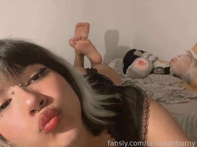 iamsadnhorny image #3