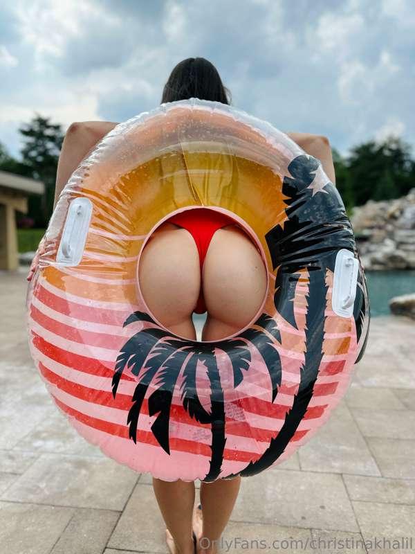 Ass, ass, ass and some *MORE ASS* 😜
Fall is upon us😔 I'm goi..