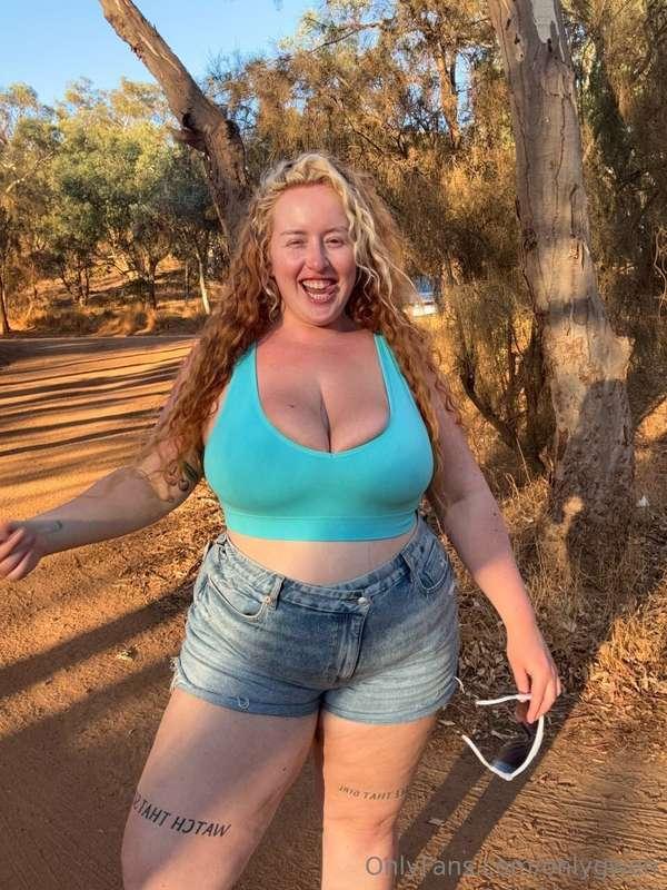 🌳 So much bush…And no, I’m not talking about the trees.Swipe..