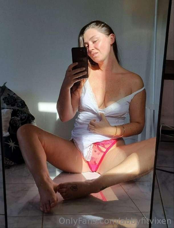 # (24) @katies.club your British, explicit, girl nextdoor! 
..