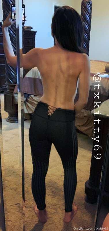 Does my ass look ok in these pants?🙃