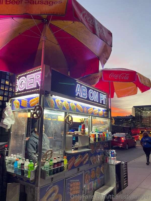 Who wants a hot dog?🌭