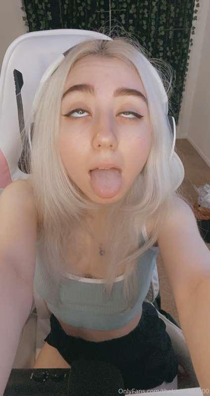 Hey babes! I have a spicey cosplay coming tonight to your me..