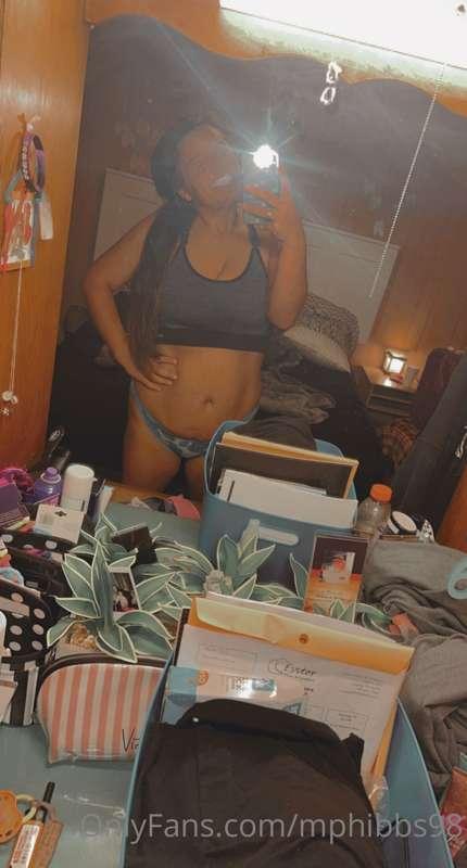 Momma is feelin confident as fuck! freebie😘