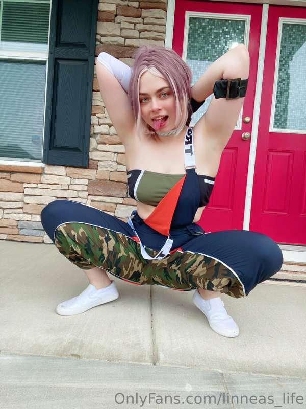 musclemommycosplays image #0