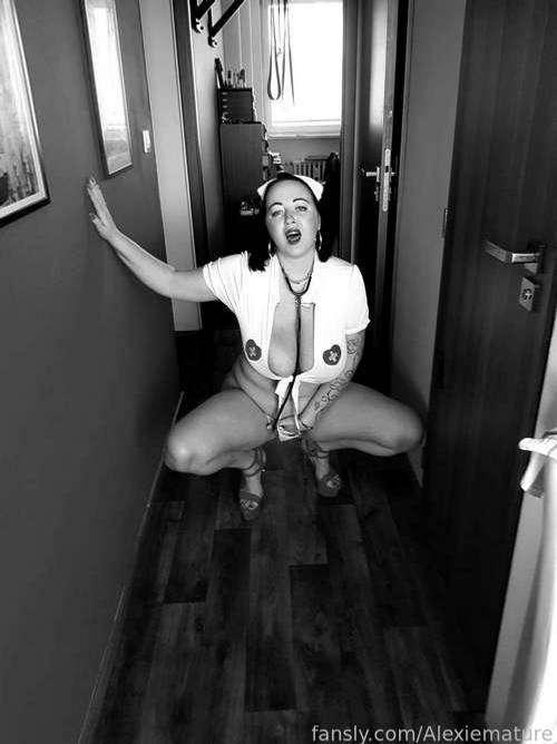alexiemature image #0