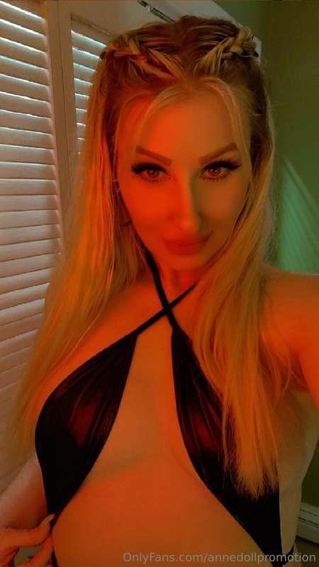 @gnvieve_dreams  This is Genevieve & she is ✨️always✨️ willi..
