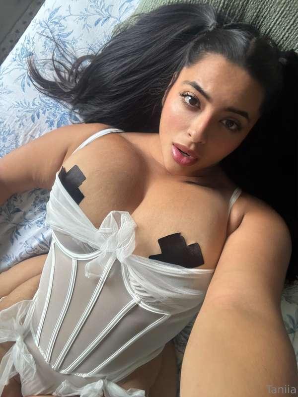 Took some nasty little shots for you daddy 😈😈😈