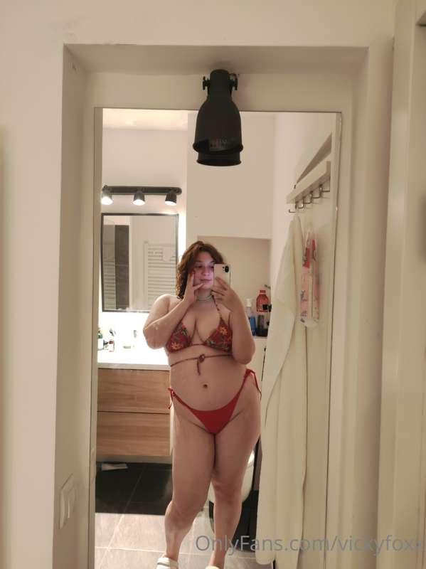 vickyfoxx image #0