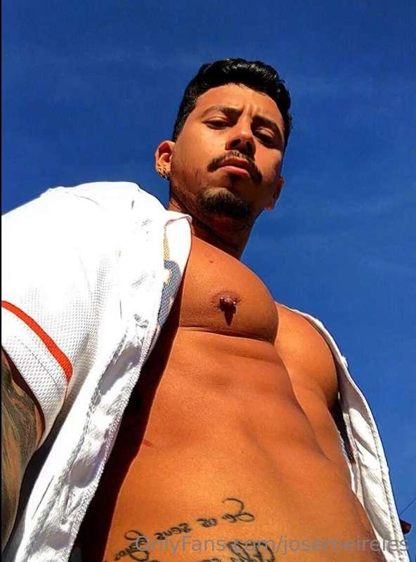 good morning @josemeireles 
https://onlyfans.com/josemeirele..