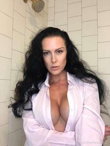 Tip this post 10$ and ill send you 100$ worth of content str..