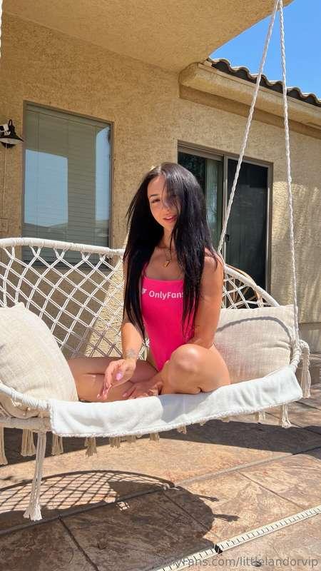 you ever have those days where you just wanna chill outside ..