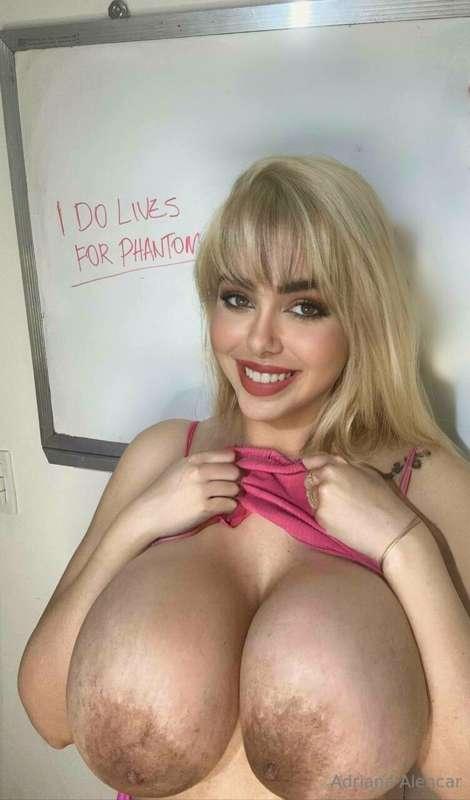 😈