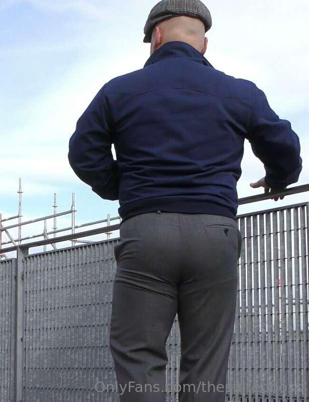 thesuitedboss image #1