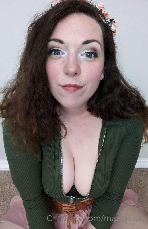 I love spring time and the colors/atmosphere it brings. 
I j..