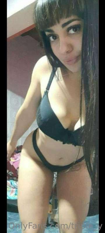 💋FREE SUSCRIPTION💋
😍This sexy girl @ayleem 😘 is online now
❤..