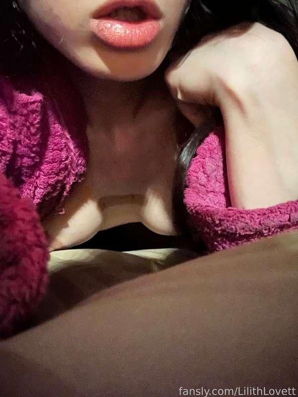 lilithlovett image #0