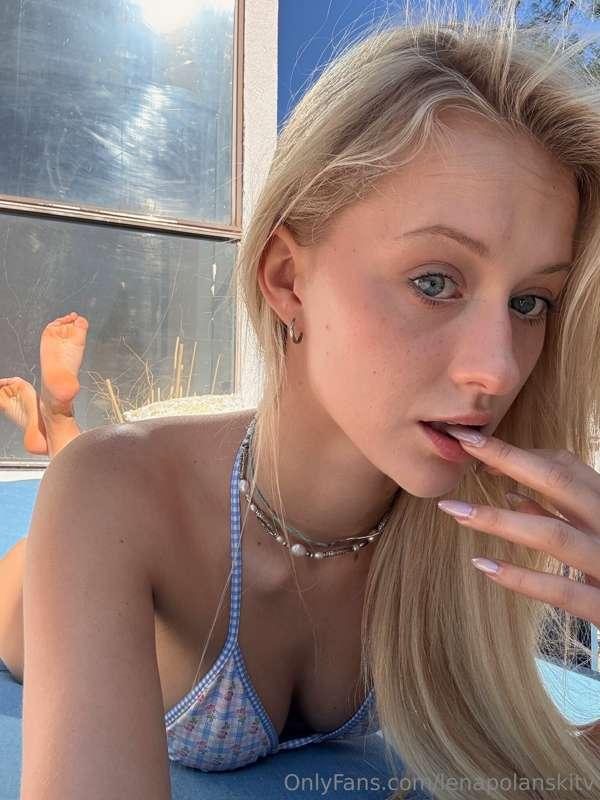 😇