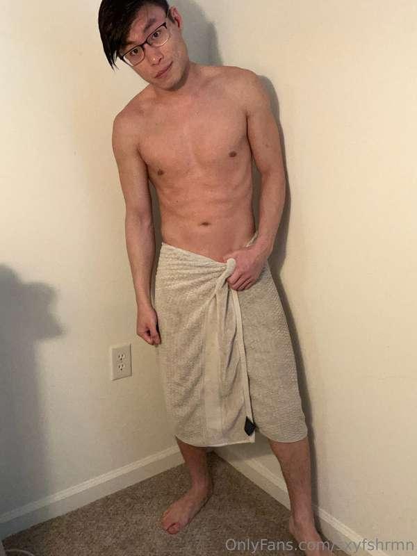 Towel Tuesday 🚿💦 all fresh and clean from the shower. Next t..