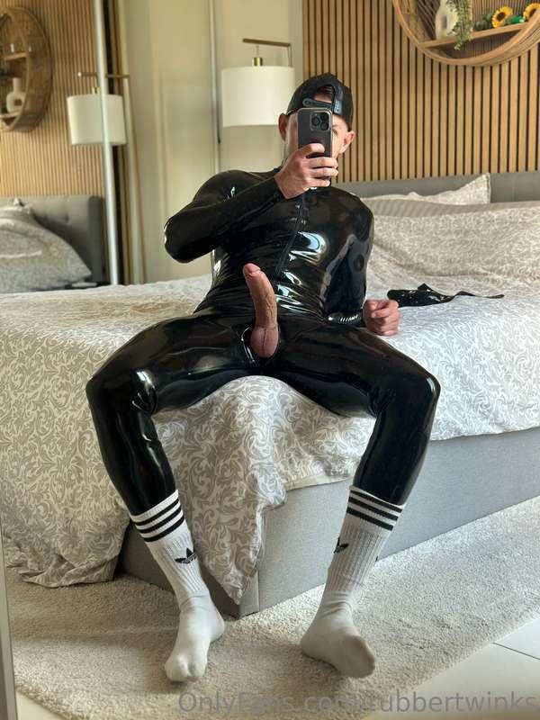 rubbertwinks image #0