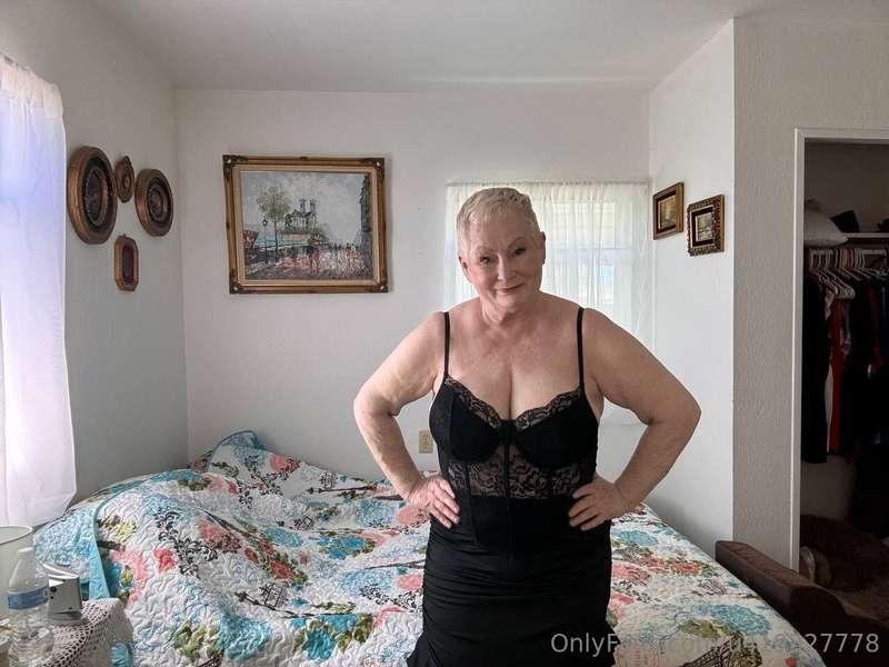 Feeling horny like me? Msg me 😉