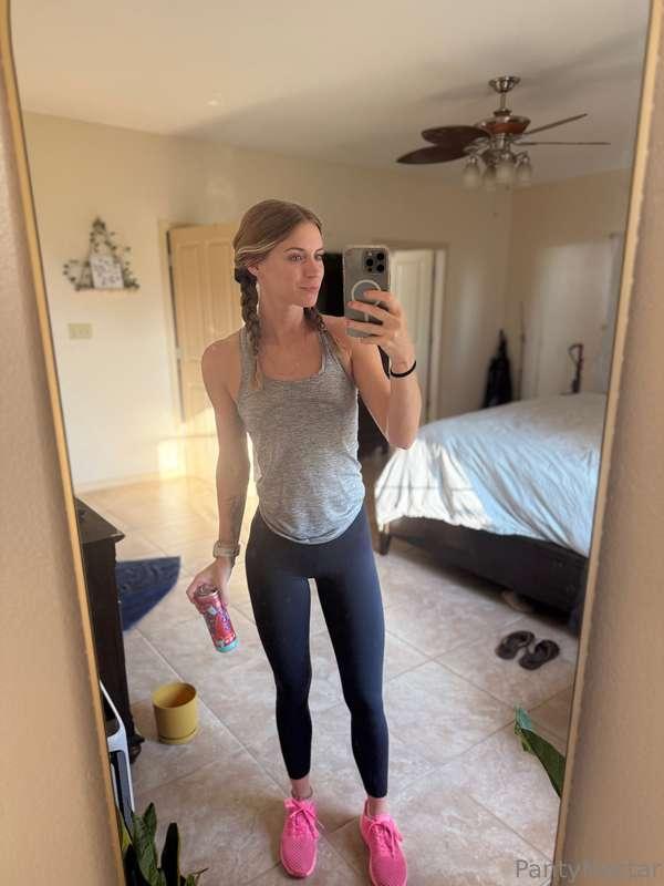 😜 just your average fit girl 😜 