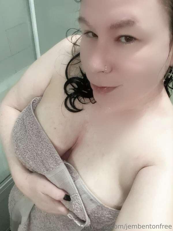 Now that I finally have a bath again should I do bath shoots..