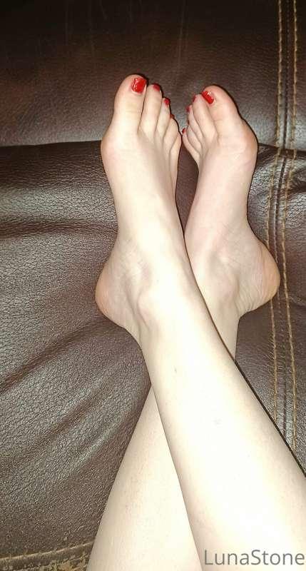 Want to watch me lotion them?