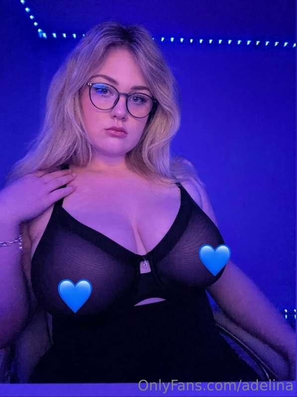 Tip $5 on this post and I’ll DM you the uncensored version

..