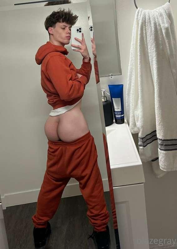 literally 🍑