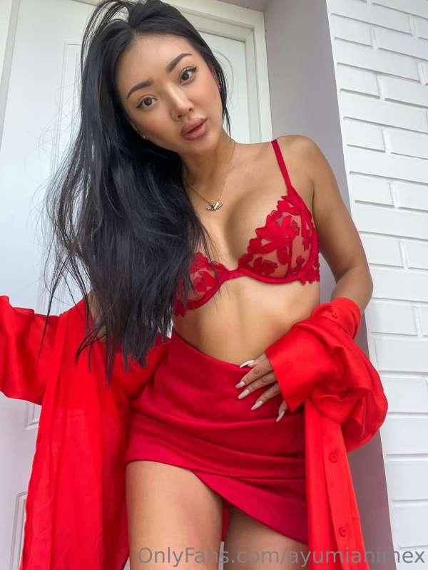 Will you join me tonight? I feel like cumming with you 👅