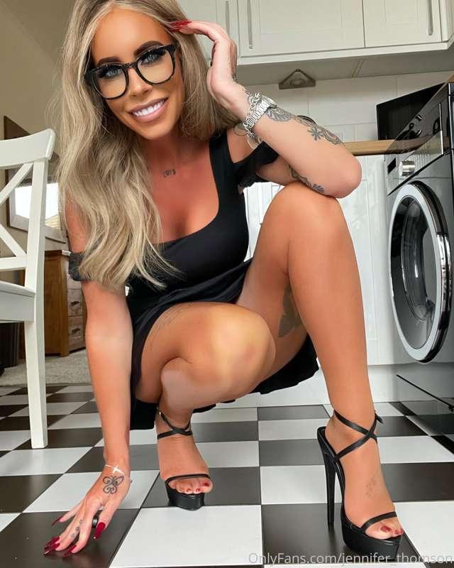 The full set just been uploaded to my VIP page @jennnnnifert..