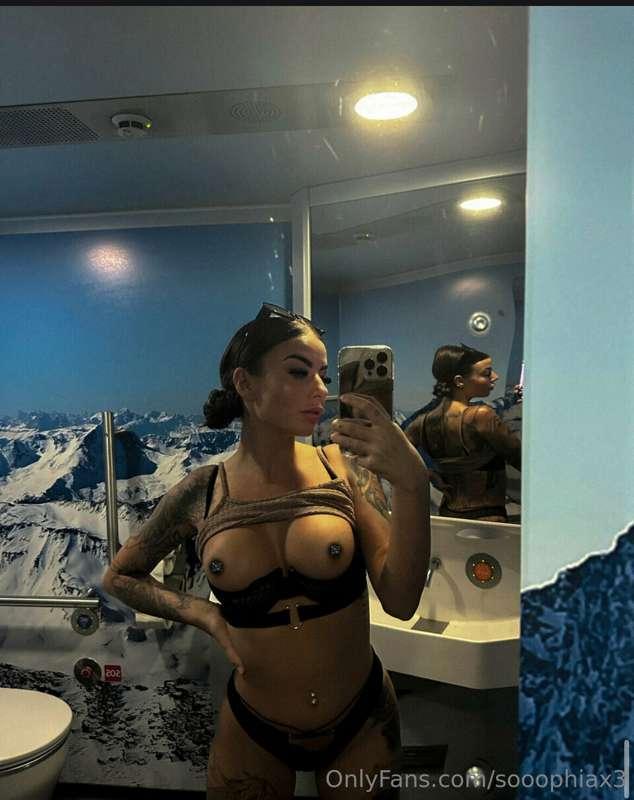 😈💦