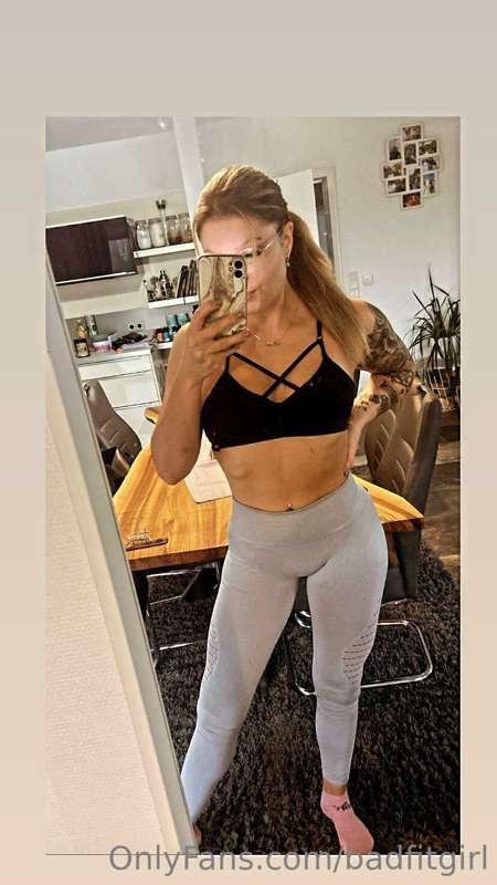 Hey 😘😘Don’t Forget to join my VIP Page Today with an 50% dis..