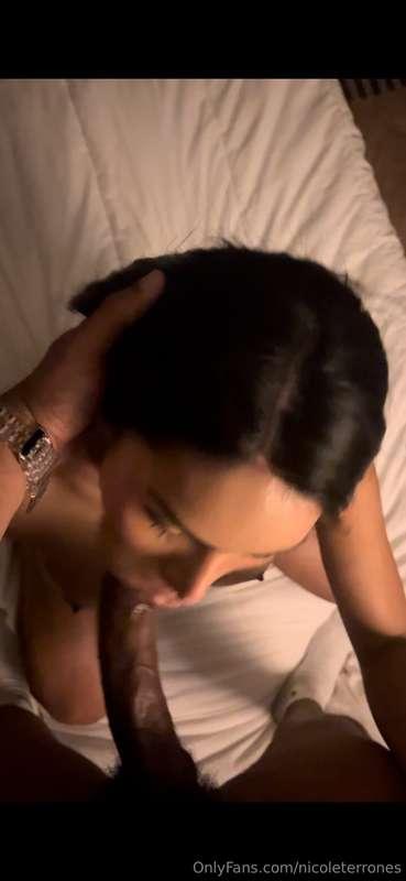 🤤 ya lo subo completo