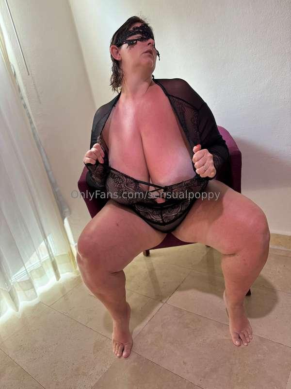 sensualpoppy image #2