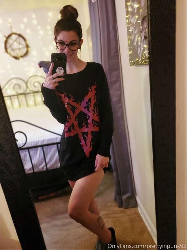 I was gifted this incredible sweater and I adore it! Am I go..