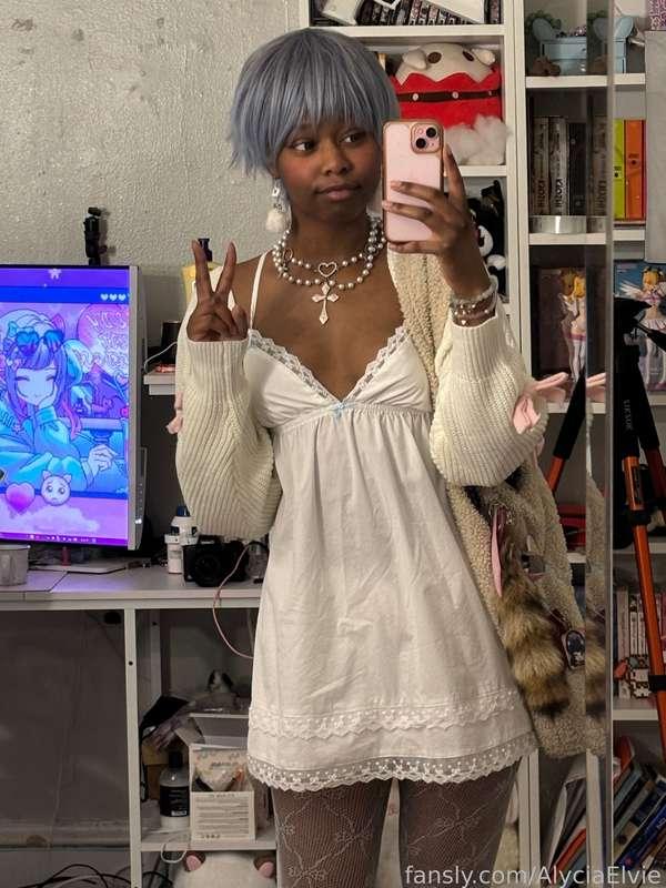 alyciaelvie image #3