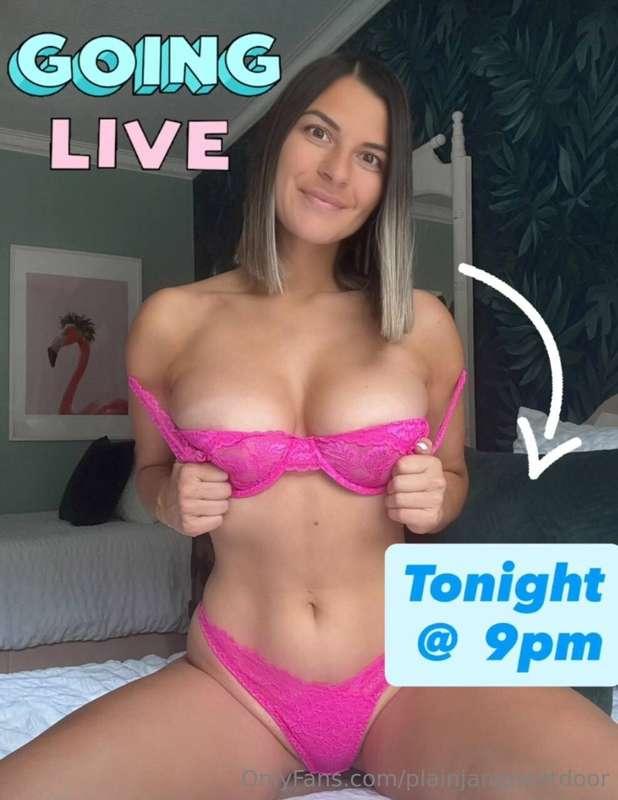 Tonight, 9pm sharp… I’m going OF Live to play, get naked, an..
