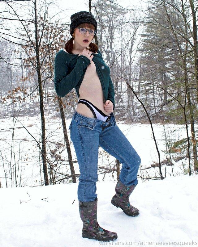 athenaeeveesqueeks image #5