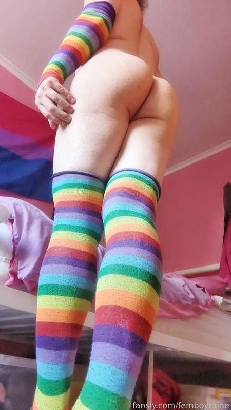 femboyraine image #9