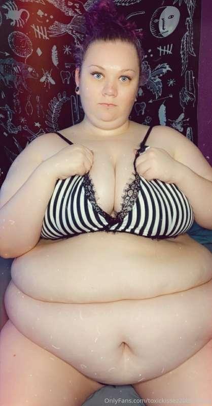 toxickissez20bbwfree image #3
