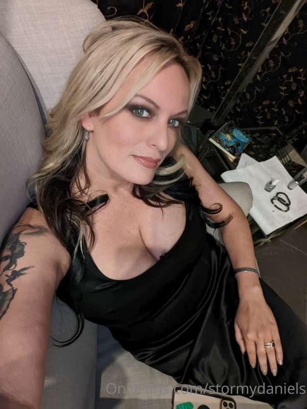 Hi from set! Working on a new show for Apple TV. Two down an..