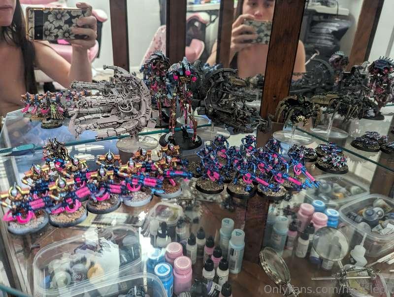 Puppys been painting her necrons recently! Still setting up ..