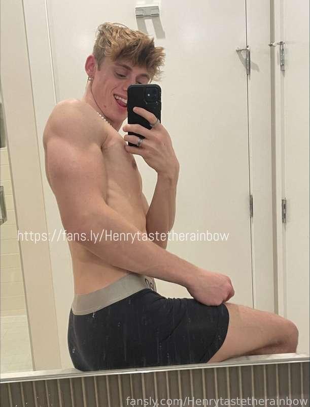 henrytastetherainbow image #1