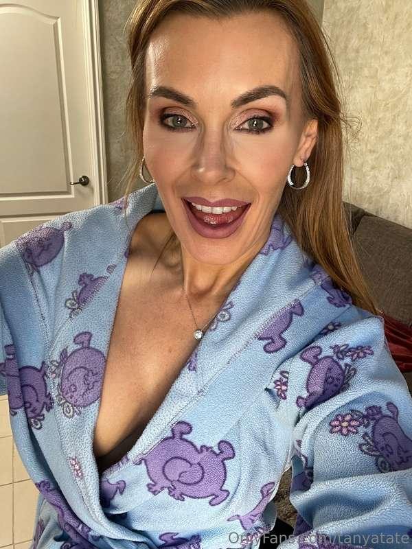 Ready for a night of excitement and surprises with Mummy? 💫 ..