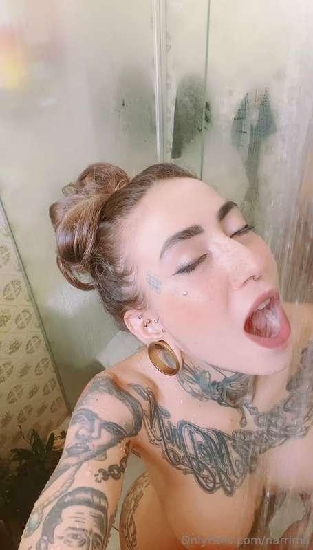 Vem tomar um banho comigo vem?