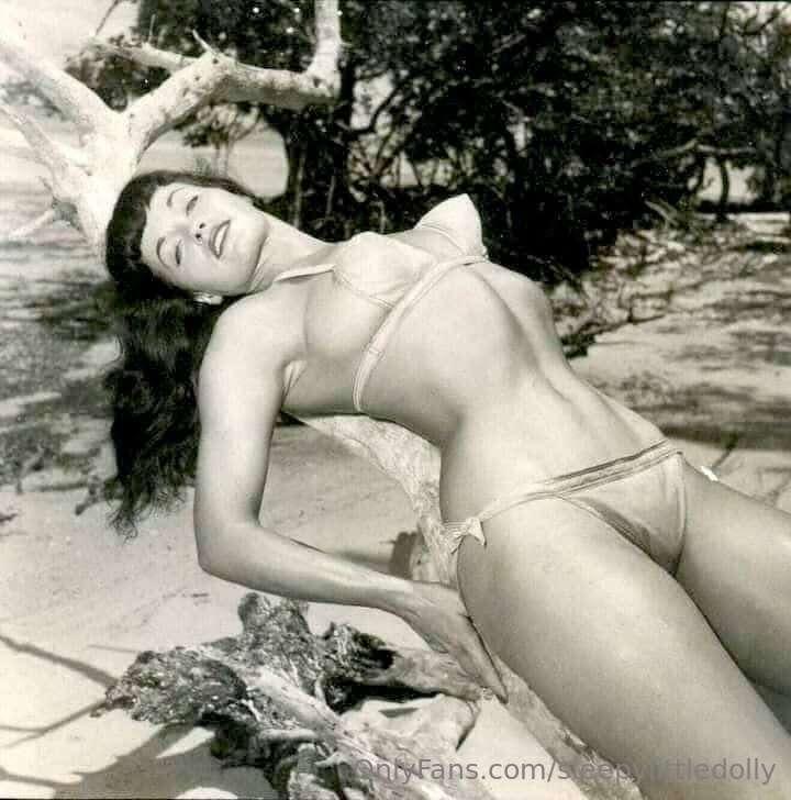 sleepylittledolly image #0